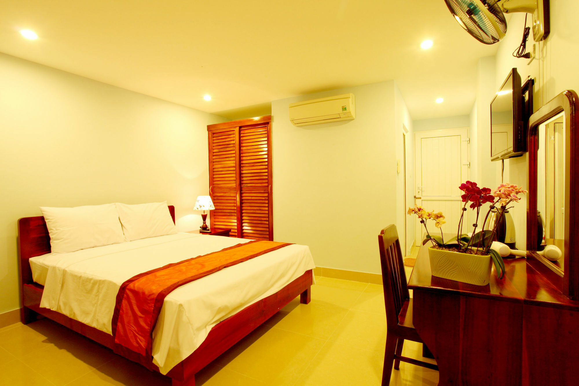 Hotel Yen Family