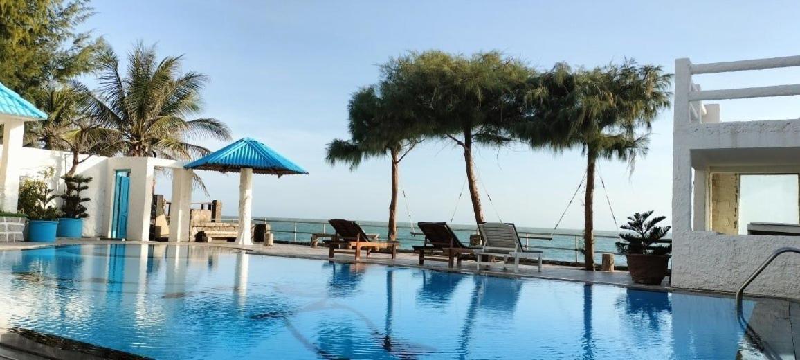 Dưỡng Gia đình Hải Yên Khách sạn